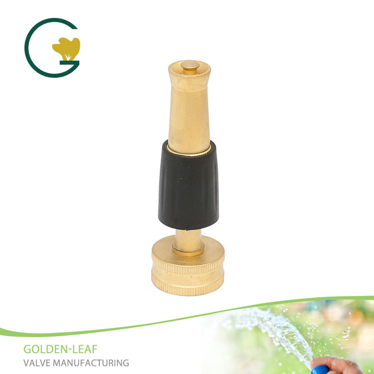 Como um bico de latão pode melhorar a eficiência da irrigação?