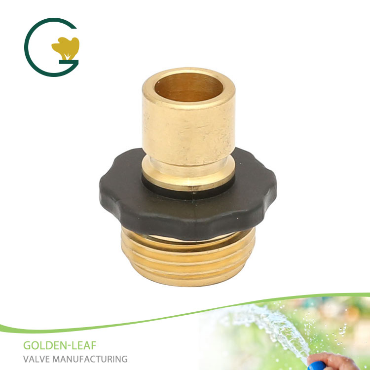 A mangueira de jardim masculina de bronze conecta rapidamente o encaixe com a borracha